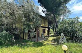 5 pièces villa 165 m² à Grosseto (ville), Italie. 590,000 €