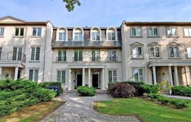 Maison mitoyenne – Bayview Avenue, Toronto, Ontario,  Canada. C$2,071,000