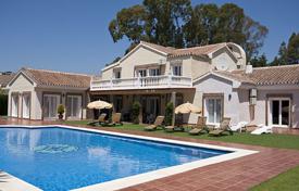 Villa – El Paraíso, Andalousie, Espagne. 5,400 € par semaine