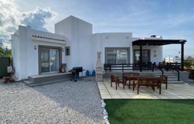 Villa – Girne, Chypre du Nord, Chypre. 205,000 €