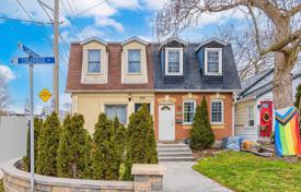 4 pièces maison mitoyenne à East York, Canada. C$1,719,000