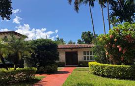 Maison de campagne – Coral Gables, Floride, Etats-Unis. $745,000