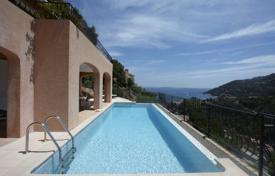 Villa – Théoule-sur-Mer, Côte d'Azur, France. 7,300 € par semaine