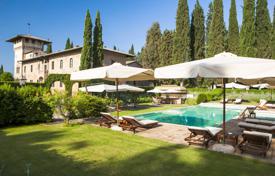 Villa – San Gimignano, Sienne, Toscane,  Italie. Price on request