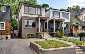 4 pièces maison en ville à Scarborough, Canada. C$1,614,000