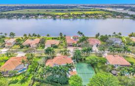 Maison en ville – Weston, Floride, Etats-Unis. $1,998,000