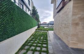 5 pièces villa 325 m² en Beylikdüzü, Turquie. $875,000