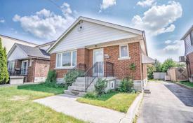 3 pièces maison en ville à Scarborough, Canada. C$1,013,000