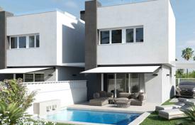Villa – Pilar de la Horadada, Alicante, Valence,  Espagne. 365,000 €
