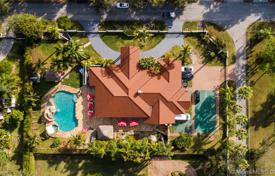Villa – Miami, Floride, Etats-Unis. 1,375,000 €