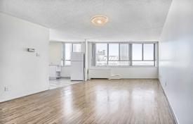 2 pièces appartement à Queens Quay West, Canada. C$902,000