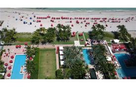 Appartement – Collins Avenue, Miami, Floride,  Etats-Unis. $3,250 par semaine