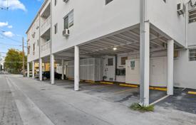 Appartement – Miami Beach, Floride, Etats-Unis. $255,000