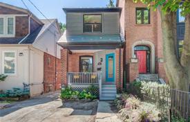 3 pièces maison en ville à Old Toronto, Canada. C$1,426,000