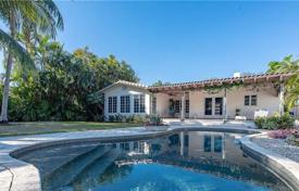 Villa – Fort Lauderdale, Floride, Etats-Unis. $1,447,000