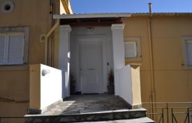 Maison mitoyenne – Corfou, Péloponnèse, Grèce. 330,000 €