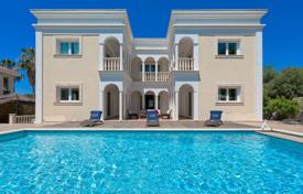 7 pièces villa en Coral Bay, Chypre. 7,400 € par semaine