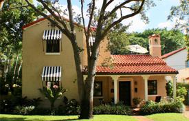 Villa – Coral Gables, Floride, Etats-Unis. $850,000