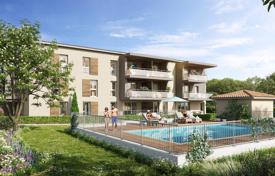Appartement – Bormes-les-Mimosas, Côte d'Azur, France. From 259,000 €