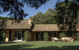 Villa – Pula (Italy), Sardaigne, Italie. 11,600 € par semaine