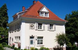 Villa – Baden-Baden, Bade-Wurtemberg, Allemagne. 1,600,000 €