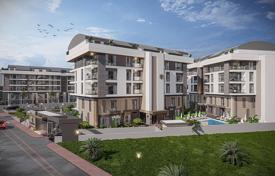 Immobiliers avec Piscine Intérieure et Extérieure à Antalya. $265,000