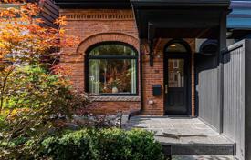 2 pièces maison mitoyenne à Old Toronto, Canada. C$2,546,000