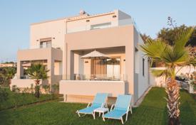 Maison en ville – Platanias, Crète, Grèce. 273,000 €