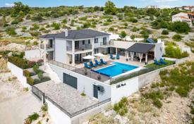 4 pièces villa 315 m² à Sevid, Croatie. 1,400,000 €