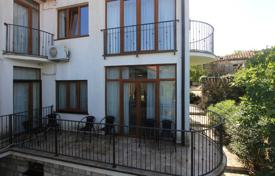 3 pièces maison mitoyenne 120 m² à Bigova, Monténégro. 395,000 €