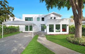 6 pièces villa 327 m² à Miami Beach, Etats-Unis. $2,999,000