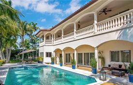 Villa – Fort Lauderdale, Floride, Etats-Unis. 2,779,000 €