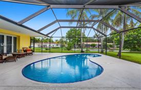 Villa – Miami, Floride, Etats-Unis. $949,000