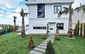 6 pièces villa 680 m² en Büyükçekmece, Turquie. $900,000