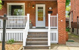 3 pièces maison en ville en York, Canada. C$2,116,000