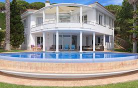 5 pièces villa 300 m² à Lloret de Mar, Espagne. 8,500 € par semaine