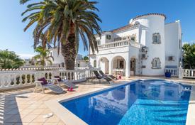 Villa – Gérone (ville), Catalogne, Espagne. 2,950 € par semaine