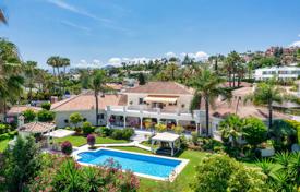 6 pièces villa 890 m² à Marbella, Espagne. 6,400,000 €