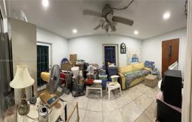 Maison en ville – Vero Beach, Indian River County, Floride,  Etats-Unis. $260,000