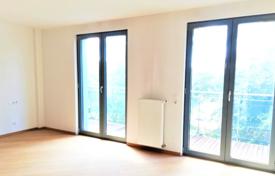 3 pièces appartement dans un nouvel immeuble 156 m² à Zemgale Suburb, Lettonie. 385,000 €