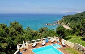 Villa – Corfou, Péloponnèse, Grèce. 2,700 € par semaine