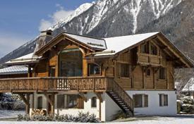 Chalet – Chamonix, Auvergne-Rhône-Alpes, France. 35,000 € par semaine