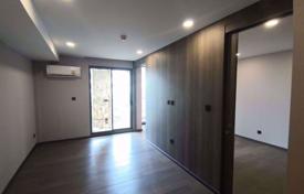 1 pièces appartement en copropriété à Pathum Wan, Thaïlande. $235,000