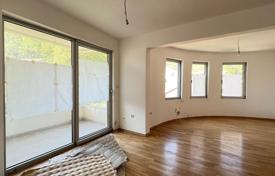 Appartement – Becici, Budva, Monténégro. 240,000 €