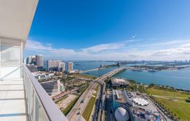 Appartement – Miami, Floride, Etats-Unis. $990,000