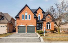 Maison en ville – North York, Toronto, Ontario,  Canada. C$2,174,000