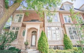 Maison mitoyenne – East York, Toronto, Ontario,  Canada. C$2,171,000