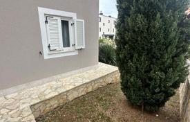 6 pièces maison en ville 145 m² à Medulin, Croatie. 580,000 €