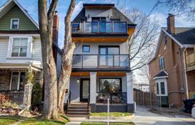 5 pièces maison en ville à Old Toronto, Canada. C$2,366,000