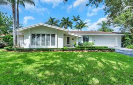 Villa – Coral Gables, Floride, Etats-Unis. $899,000
